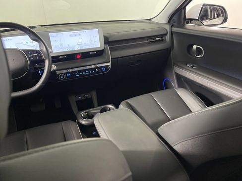 Certified 2024 Hyundai Ioniq 5 Limited RWD image 17