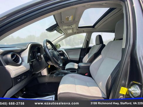 Used 2017 Toyota RAV4 XLE w/ Plus Special Value Package AWD/4WD image 13