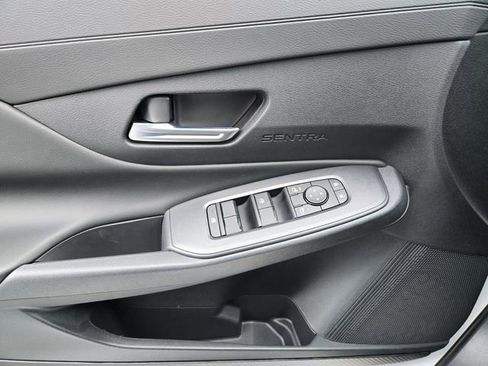 New 2026 Nissan Sentra SV w/ SV Convenience Package FWD image 21
