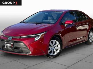 Used 2025 Toyota Corolla LE FWD video 1