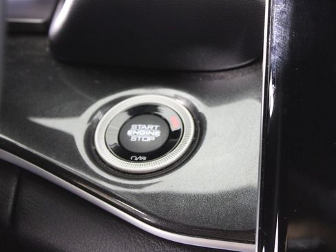 Used 2022 Jeep Grand Cherokee Altitude RWD image 13
