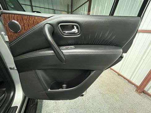 Used 2018 Nissan Armada SL w/ Premium Package image 13