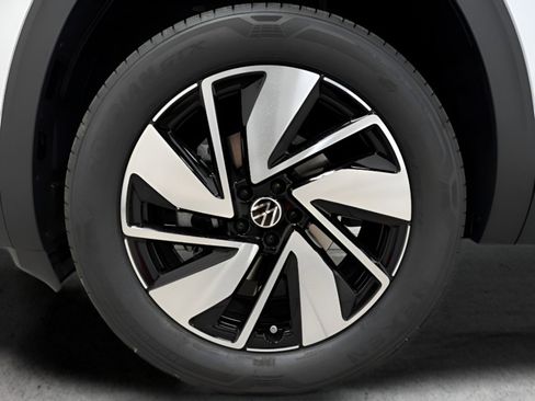 New 2026 Volkswagen Atlas SE image 21