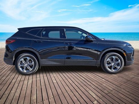 Certified 2025 Chevrolet Blazer LT FWD image 7