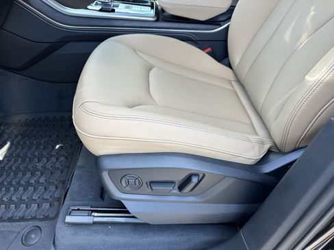 New 2026 Audi Q7 3.0T Premium Plus AWD/4WD image 17