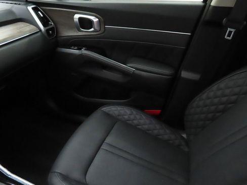 Used 2023 Kia Sorento SX Prestige AWD/4WD image 20