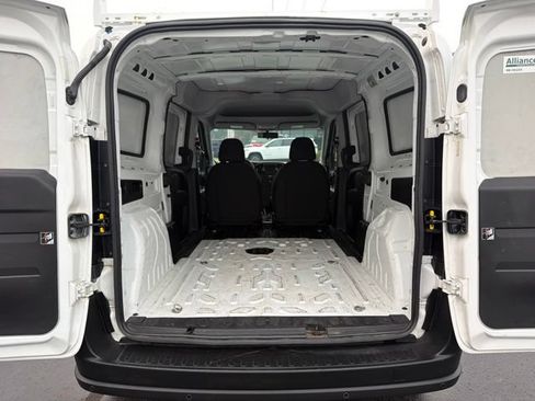 Used 2021 RAM ProMaster City Tradesman FWD image 15