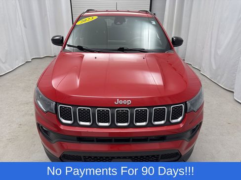 Used 2023 Jeep Compass Latitude AWD/4WD image 7