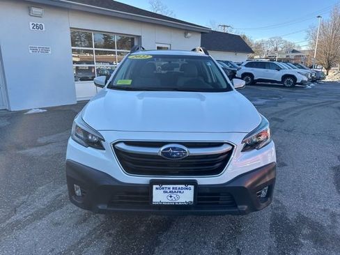 Used 2022 Subaru Outback Premium image 8