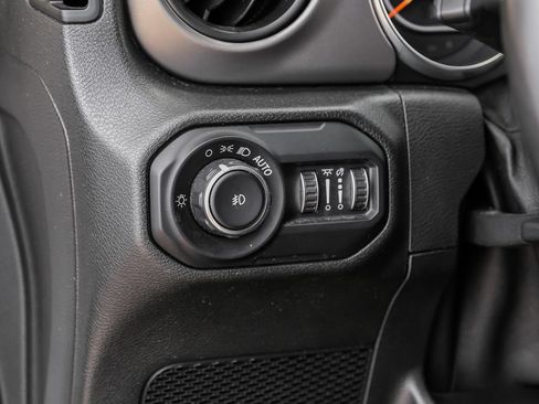 Used 2021 Jeep Wrangler Unlimited Sport AWD/4WD image 40