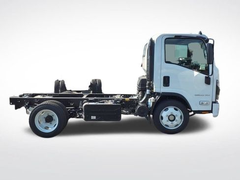 New 2025 Chevrolet Low Cab Forward 5500 XD RWD image 3