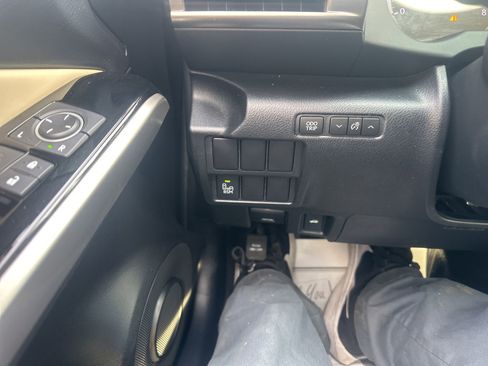 Used 2015 Lexus IS 250 250 w/ Premium Package image 23