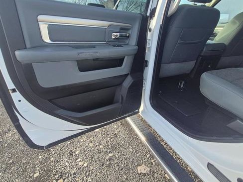 Used 2018 RAM 1500 Big Horn image 19