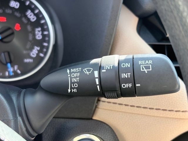 Used 2021 Toyota RAV4 XLE AWD/4WD image 15