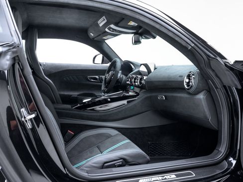 Used 2021 Mercedes-Benz AMG GT Black Series image 54