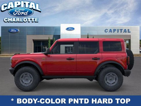 New 2025 Ford Bronco Badlands w/ Sasquatch Package AWD/4WD image 4