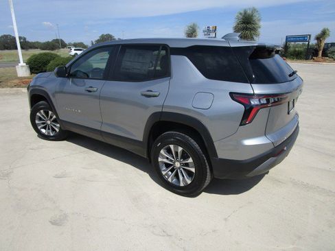 New 2026 Chevrolet Equinox LT w/ Convenience Package II image 5