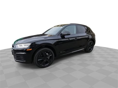 Used 2019 Audi Q5 2.0T Premium Plus w/ Premium Plus Package image 4