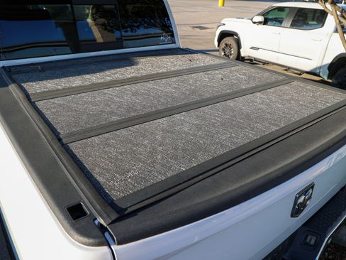 Used 2019 RAM 1500 Lone Star AWD/4WD image 16
