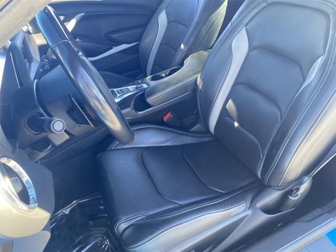 Used 2022 Chevrolet Camaro LT image 21