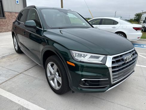 Used 2020 Audi Q5 2.0T Premium Plus w/ Premium Plus Package AWD/4WD image 6