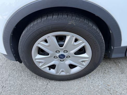 Used 2014 Ford Escape S FWD image 6