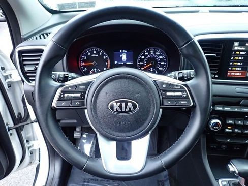 Used 2022 Kia Sportage EX image 21