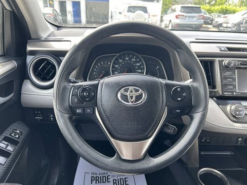 Used 2014 Toyota RAV4 XLE AWD/4WD image 14
