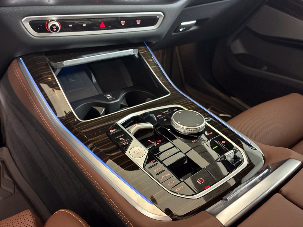 Certified 2025 BMW X5 xDrive50e AWD/4WD image 13