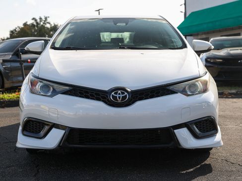 Used 2017 Toyota Corolla iM image 24