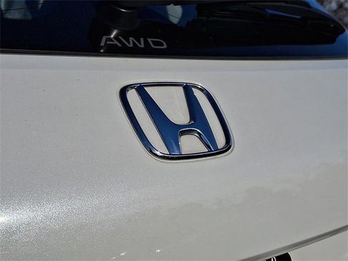 Certified 2023 Honda HR-V LX image 29