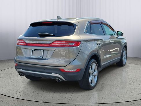 Used 2017 Lincoln MKC Premiere FWD image 7
