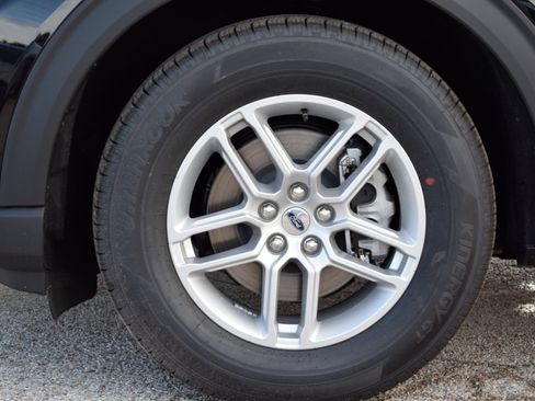 New 2026 Ford Explorer Active w/ Active Comfort Package RWD image 26