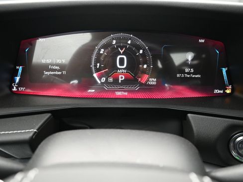 Used 2026 Chevrolet Corvette Stingray Coupe w/ 1LT RWD image 17