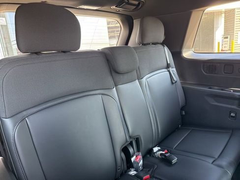 New 2027 Kia Telluride S image 14