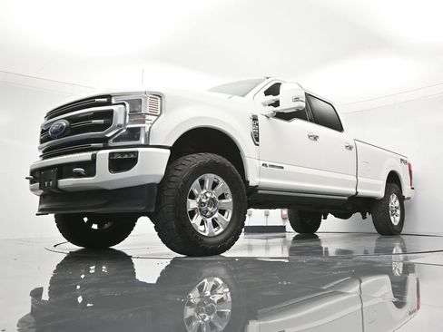 Used 2022 Ford F250 Platinum AWD/4WD image 37