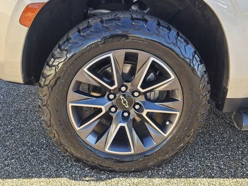 Used 2021 Chevrolet Tahoe Z71 image 34