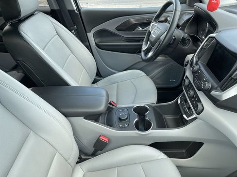 Used 2024 GMC Terrain SLT w/ Infotainment Package II AWD/4WD image 12