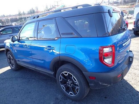 Used 2025 Ford Bronco Sport Outer Banks w/ Outer Banks Tech Package+ AWD/4WD image 6