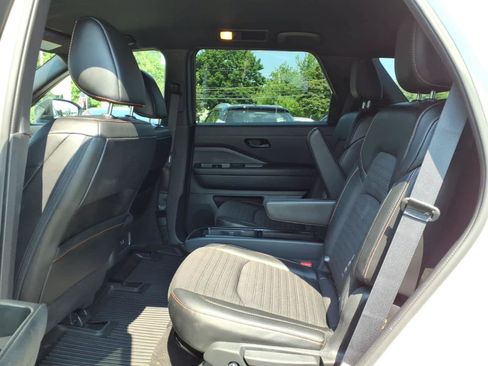 Certified 2023 Nissan Pathfinder Rock Creek AWD/4WD image 13