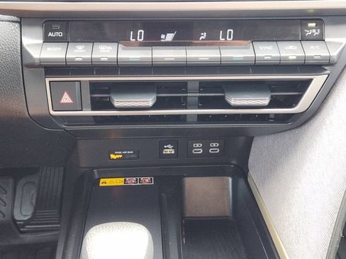 Used 2026 Toyota Camry LE FWD image 21