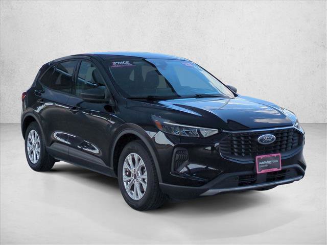 Used 2025 Ford Escape Active FWD image 3