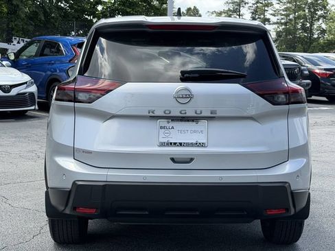 Used 2025 Nissan Rogue S FWD image 4