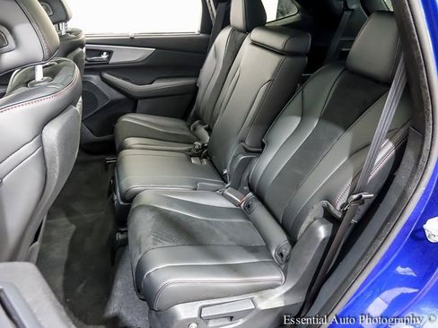 Used 2024 Acura MDX A-Spec image 10