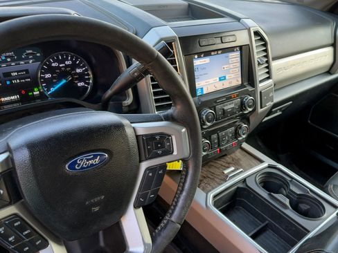 Used 2017 Ford F350 Lariat w/ Chrome Package AWD/4WD image 20