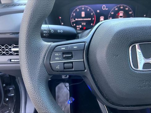 Used 2023 Honda Accord EX image 24