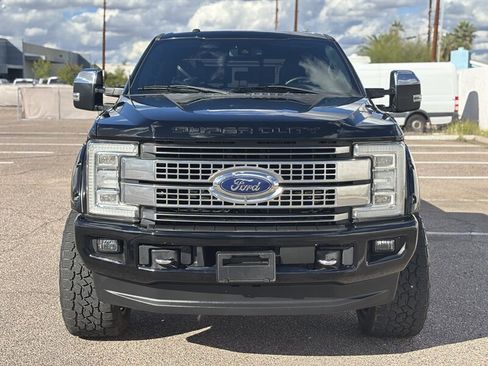 Used 2017 Ford F250 Platinum w/ Platinum Ultimate Package AWD/4WD image 11