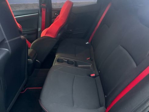 Used 2018 Honda Civic Type R image 13
