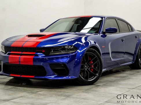Used 2022 Dodge Charger Scat Pack image 1