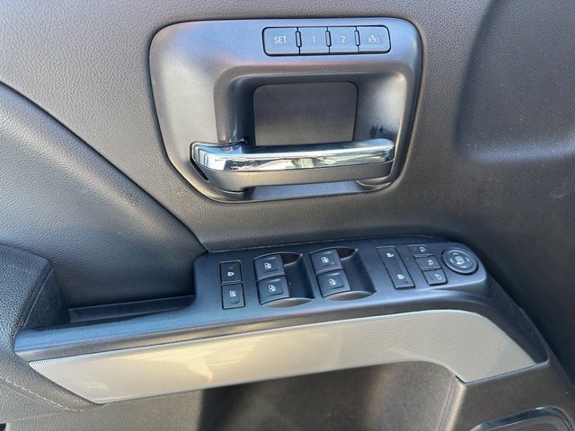 Used 2018 Chevrolet Silverado 2500 LTZ w/ Duramax Plus Package AWD/4WD image 17